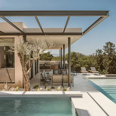 Eleven Sundays Retreat Escape By Etouri Villa