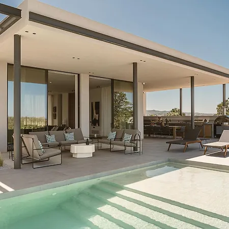 Villa Eleven Sundays Retreat Escape By Etouri