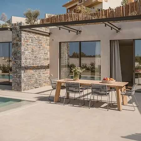 Eleven Sundays Retreat Escape By Etouri Villa